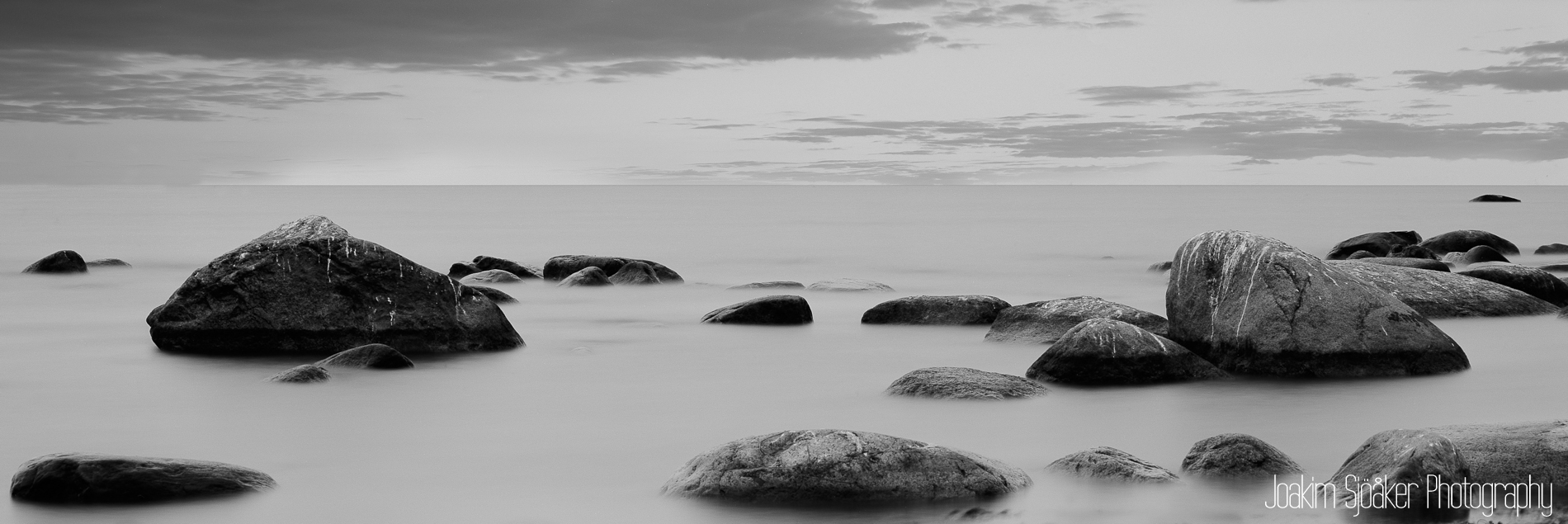 Joakim Sjöåker Photography bird shit on rocks Öland panorama 6x17 acros
